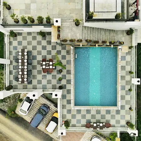 Revaas Lake View Boutique Stay-2
